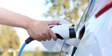 It's official - you can claim up to $7,500 in tax credit for your electric car and benefit this 2025