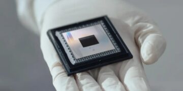 Confirmed - Google's new quantum chip, “Willow”, ushers in an era that will transform computing forever