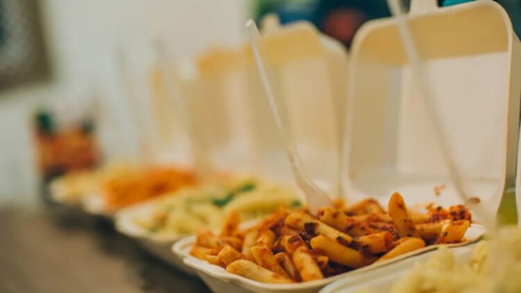 Goodbye to polystyrene containers - these are the states that have already banned them and this is how it will affect you if you order takeout - it could raise the price 1 Goodbye to polystyrene containers - these are the states that have already banned them and this is how it will affect you if you order takeout - it could raise the price