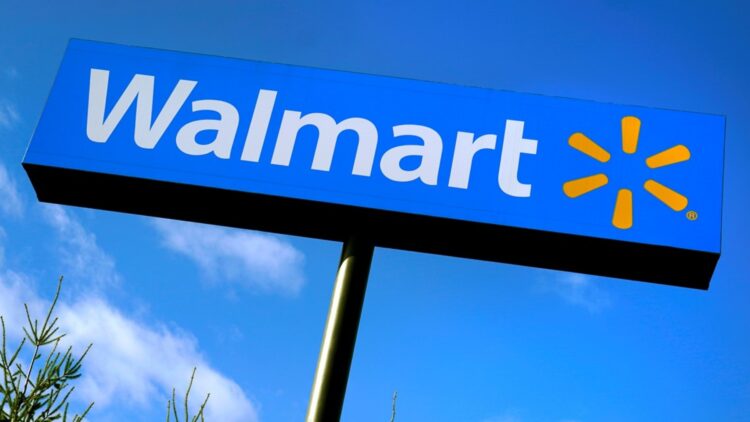 Walmart launches its first “dark stores” with no signage or public access and is revolutionizing online commerce