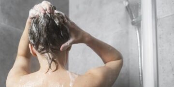 Goodbye post-gym shower - a radiologist's shocking advice already followed by thousands of athletes