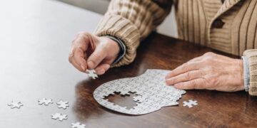 Goodbye to accelerated brain aging—scientists confirm that nutrients in the Mediterranean diet can slow brain deterioration and protect against Alzheimer's disease