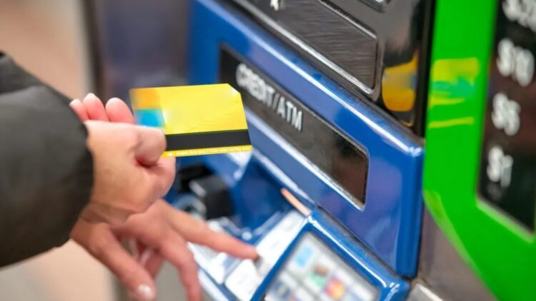 This mafia withdrew more than €600,000 from ATMs without the banks noticing 1 This mafia withdrew more than €600,000 from ATMs without the banks noticing