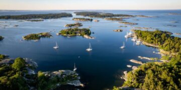 It's official—Sweden, Norway and Finland lead the ranking of countries with the most islands in the world, and the number will surprise you