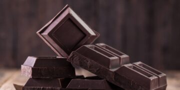 Good news for those with a sweet tooth—nutritionists endorse one or two ounces of dark chocolate daily as part of a balanced diet