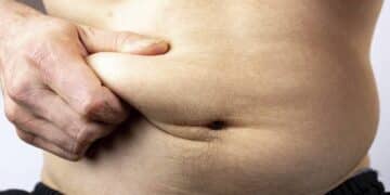 No more rushing at the table—scientists explain why eating slowly helps reduce belly fat