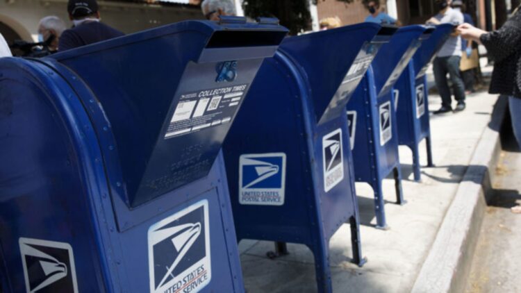 Confirmed—mass disappearance of USPS blue mailboxes now reaches Hawaii—many Americans fear for their safety and their mail-in ballots