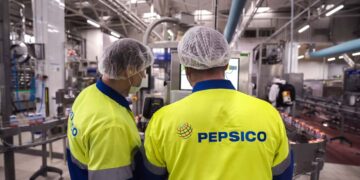 Bad news—PepsiCo carries out two massive layoffs in Florida, and more than 500 workers pay the price... Here are the details the company didn't want to highlight