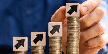 Goodbye to low wages in New York—the minimum wage will rise to $17/hour in 2026 in New York City, Long Island, and Westchester County