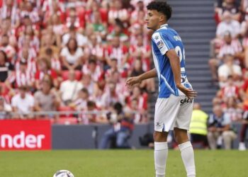 problemas lateral derecho diego martinez espanyol