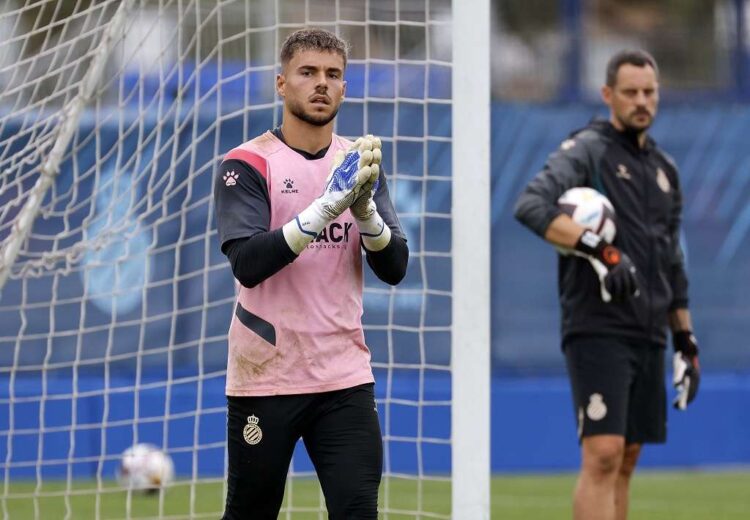 portero athletic club espanyol san mames laliga snatander 2022 23