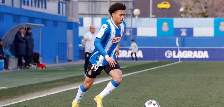 italia quedarse luca koleosho